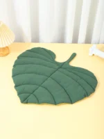 Cat Mattress Leaf Shape Cat Nest Cat and Dog Double-Sided Available Floor Mat Cover Pad Warm and Comfortable Cartoon Cat Bed Ind - Image 4