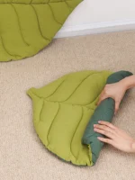 Cat Mattress Leaf Shape Cat Nest Cat and Dog Double-Sided Available Floor Mat Cover Pad Warm and Comfortable Cartoon Cat Bed Ind - Image 5