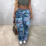 Women's classic multi pocket camouflage straight leg pants, button closed Y2K pants, suitable for daily outdoor wear in all seas - Image 5
